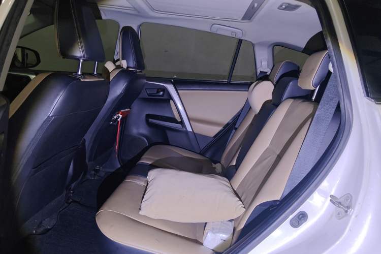 Used Toyota RAV4 2016 2.5L Automatic 4x4 Elite Edition Left Rear Seat