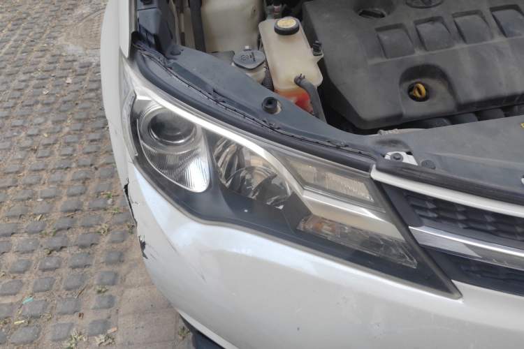 Used Toyota RAV4 2015 2.0L CVT Two-Wheel Drive Urban Edition