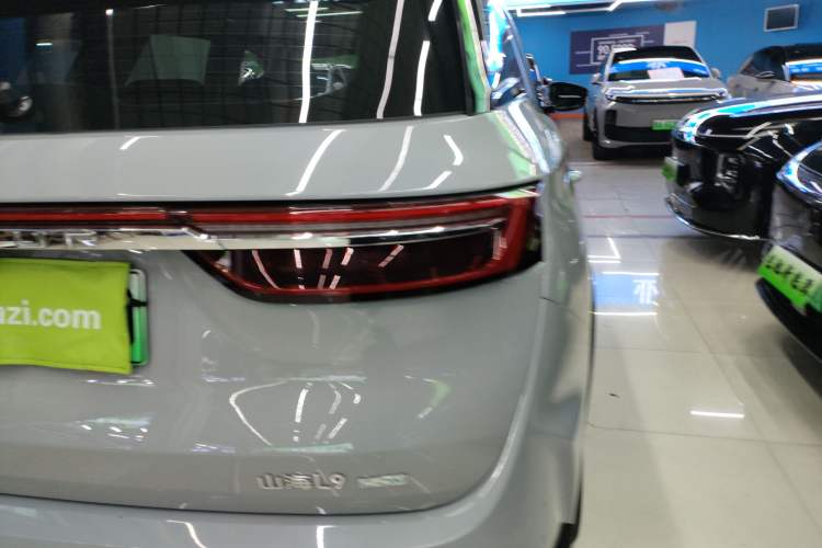 Used JETOUR Shanhai L9 2024 1.5TD 2DHT Pro 7-Seater