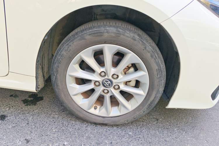 Used Toyota Corolla 2021 Dual-Motor 1.8L E-CVT Elite Edition