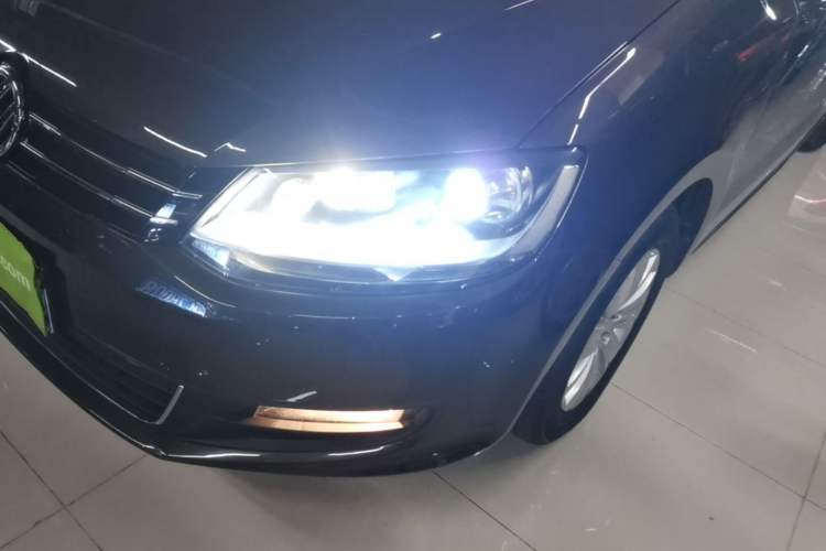 Used Volkswagen Sharan 2013 1.8TSI Standard Model
