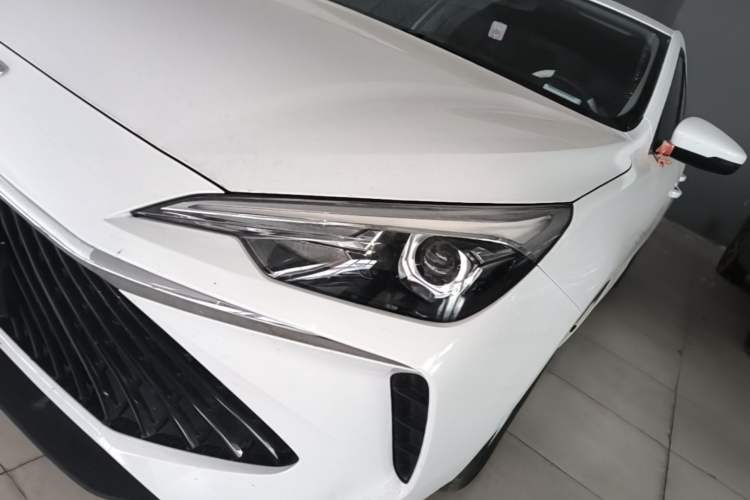 Used Roewe i5 2023 1.5L CVT Luxury Edition
