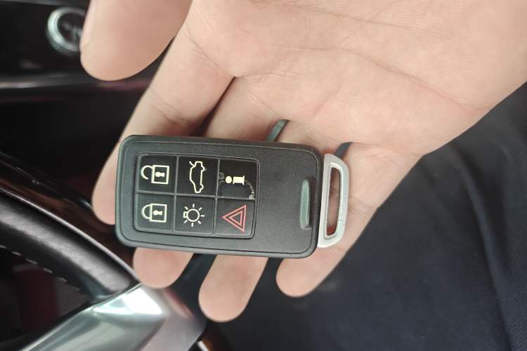 Used Volvo S80L 2015 2.0T T5 Luxury Executive Edition
