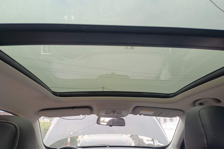 Used Roewe RX5 2018 20T Two-Wheel Drive Manual Flagship Edition