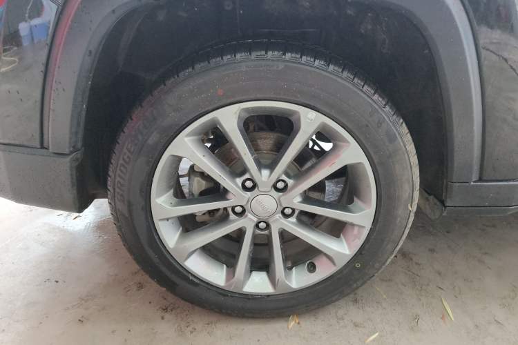 Used Jeep Commander 2018 2.0T Four-Wheel Drive Prestige Edition China V
