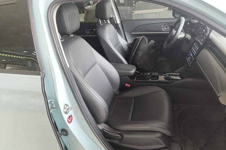Used Honda e:NP1 2023 420 km Vision Edition
