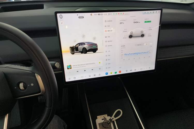 Used ONVO L60 2024 60 kWh Rear-Drive Version
