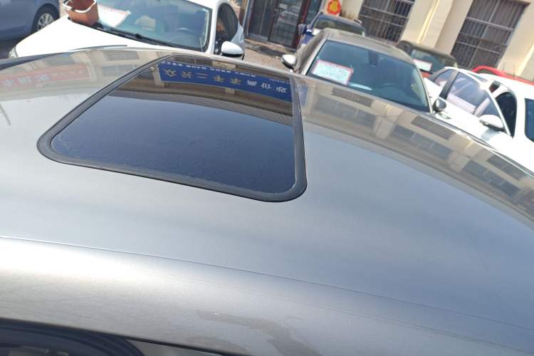 Used Citroen C4L 2015 1.8L Automatic Luxury Edition Roof