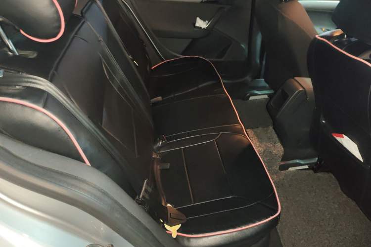 Used Volkswagen Lavida 2013 Revised Classic 1.6L Automatic Fashion Edition
