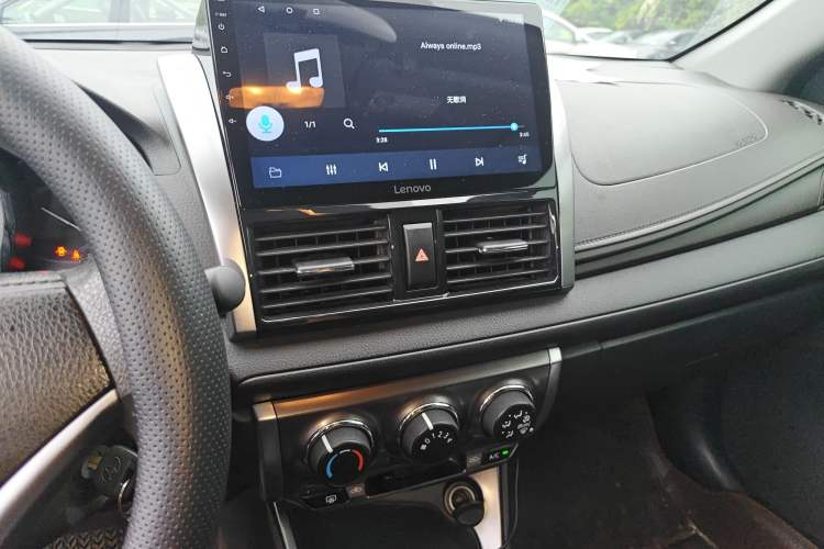 Used Toyota YARiS L Zhi Xuan 2015 1.5E Automatic Charm Edition
