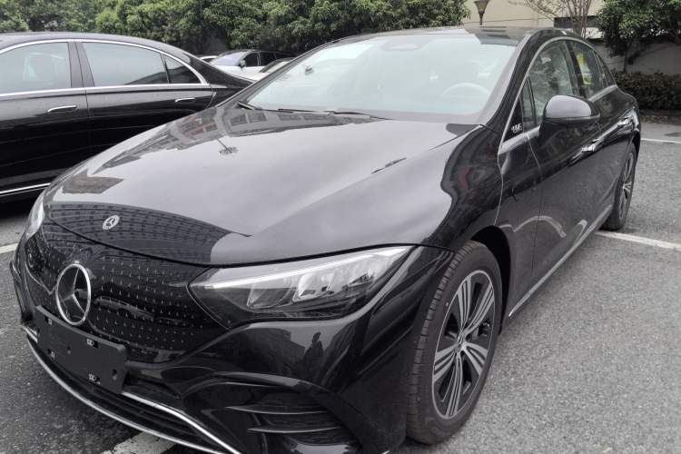 Used Mercedes-Benz EQE 2025 500 4MATIC Pioneer Edition