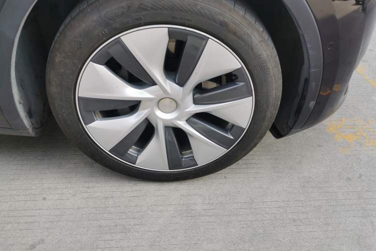 Used Tesla Model Y 2022 Rear-Wheel-Drive Version