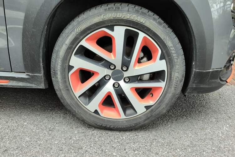 Used Lynk & Co 02 2021 1.5TD DCT Two-Wheel Drive Champion Edition Right Front Wheel Hub