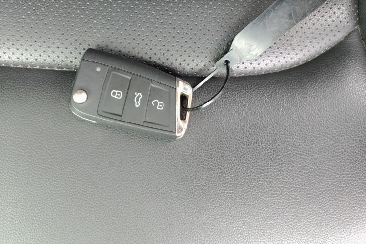 Used Volkswagen Lamando 2019 280TSI DSG Comfort Edition China VI standard Vehicle Key