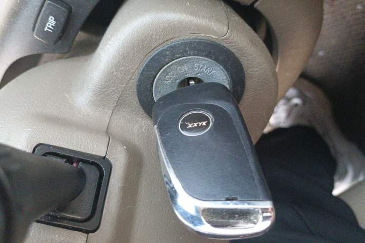 Used Hyundai Tucson 2009 2.0L Manual Two-Wheel Drive Comfort Version