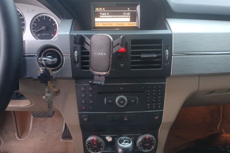 Used Mercedes-Benz GLK-Class 2010 GLK 300 4MATIC Fashion Model Audio And AC Panel