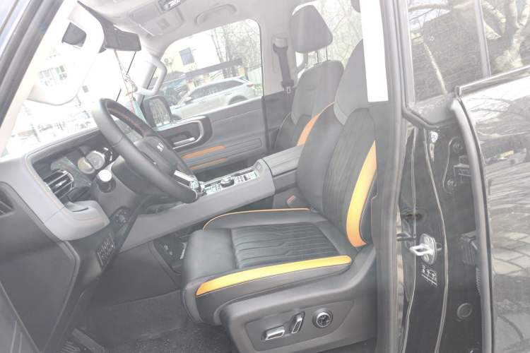 Used BAIC Off-Road BJ40 Electric Drive 2025 Advanced Edition
