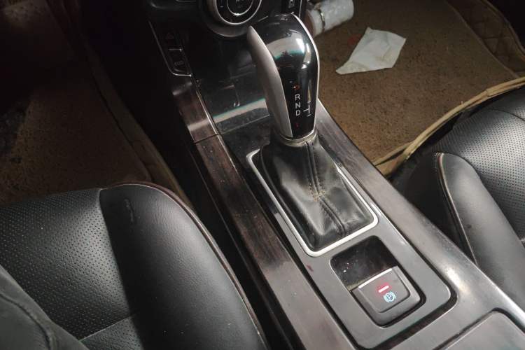 Used Luxgen 5 2015 1.8T Automatic ZhiZun Model