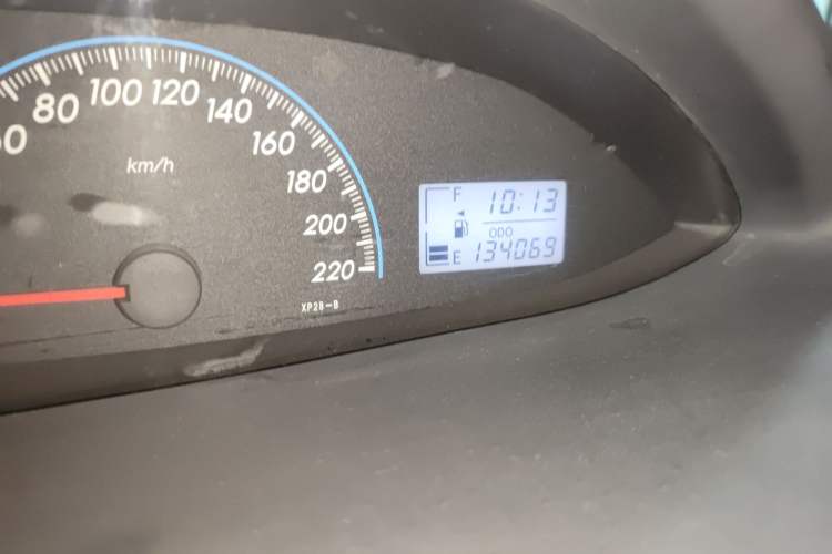 Used Toyota Vios 2008 1.6L GL-i Special Edition AT Odometer Close Up