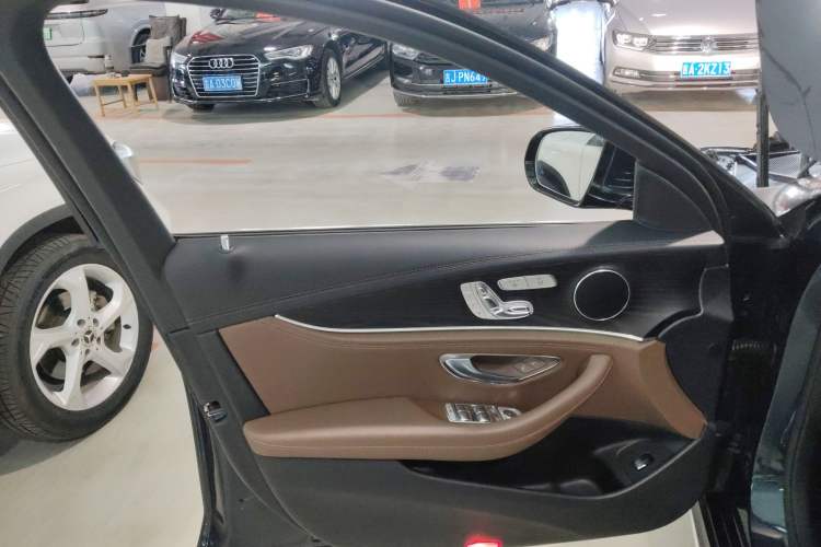 Used Mercedes-Benz E-Class 2021 E 300 L Sporty and Stylish Model
