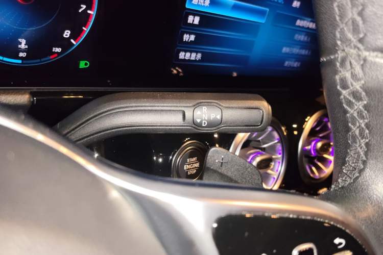 Used Mercedes-Benz GLA 2020 GLA 200 4MATIC Gear Lever