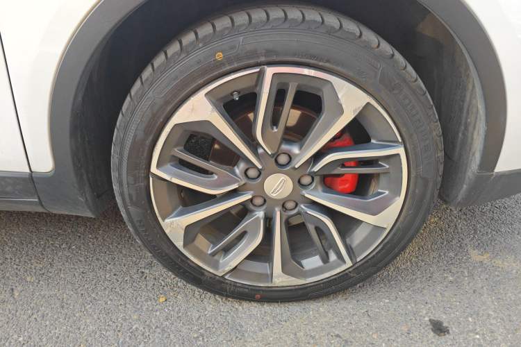 Used Geely Auto Emgrand GS 2019 1.5TD DCT Active Pro 260T Right Front Wheel Hub
