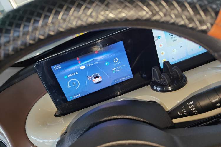 Used Wuling Bingo 2023 333 km Enjoyment Version
