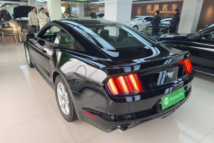 Used Ford Mustang 2015 2.3T Performance Edition
