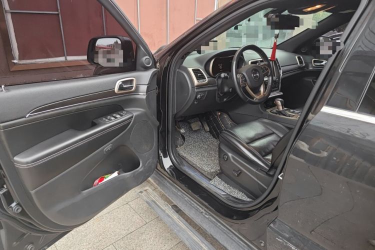 Used Jeep Grand Cherokee 2016 3.0L Elite Navigation Edition
