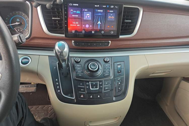 Used Buick GL8 2014 2.4L CT Luxury Business Comfort Edition Audio And AC Panel