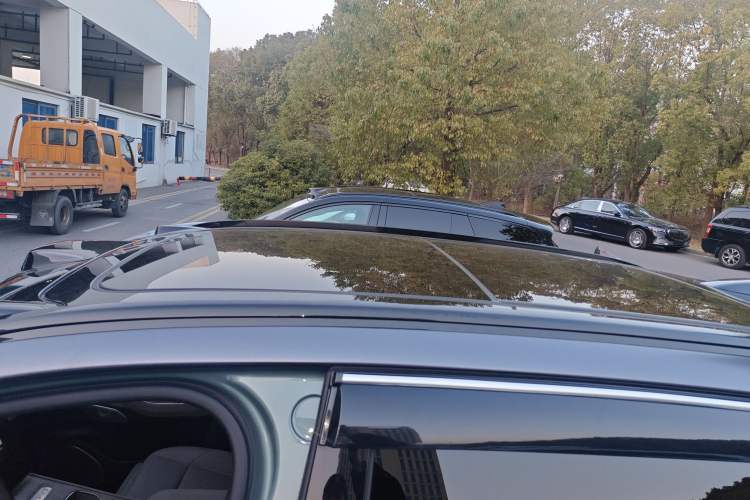 Used Nio ES7 2022 100 kWh Roof