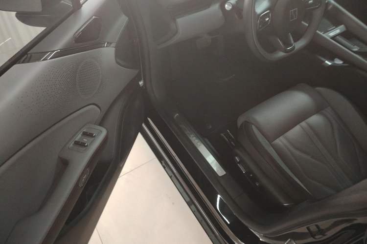 Used Zeekr 007GT 2025 Rear-Drive Intelligent Driving Version 75 kWh
