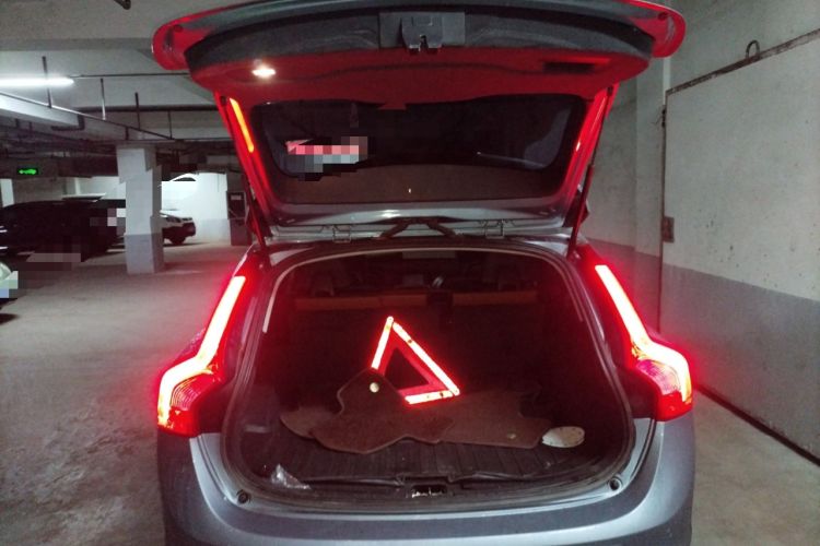 Used Volvo V60 2017 T5 Zhiyi Edition China V Standard