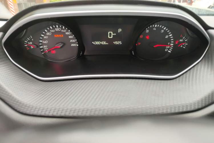 Used Peugeot 308 2016 1.6L Automatic Luxury Edition Odometer Close Up