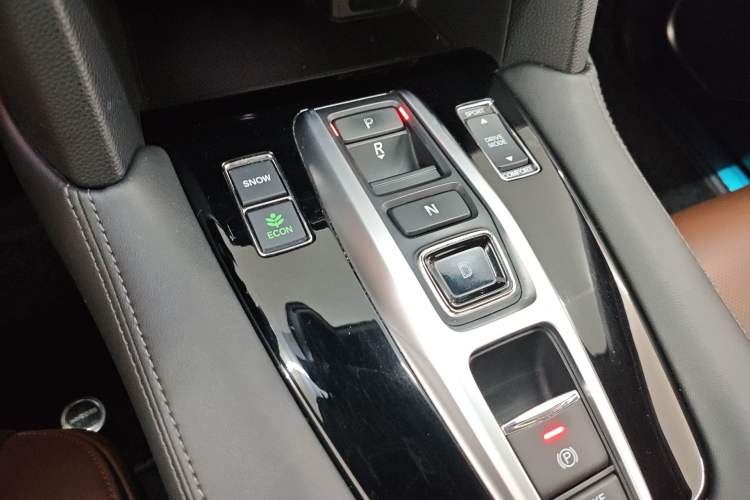 Used Honda UR-V 2017 370TURBO Four-Wheel Drive Prestige Edition China V Gear Lever