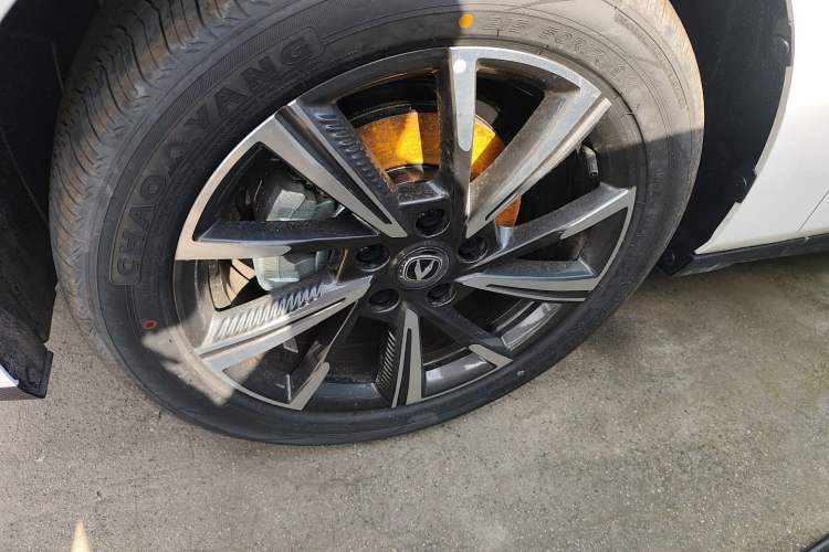 Used CHANGAN Eado 2025 Blue Whale 1.5T 500Bar Prestige Model
