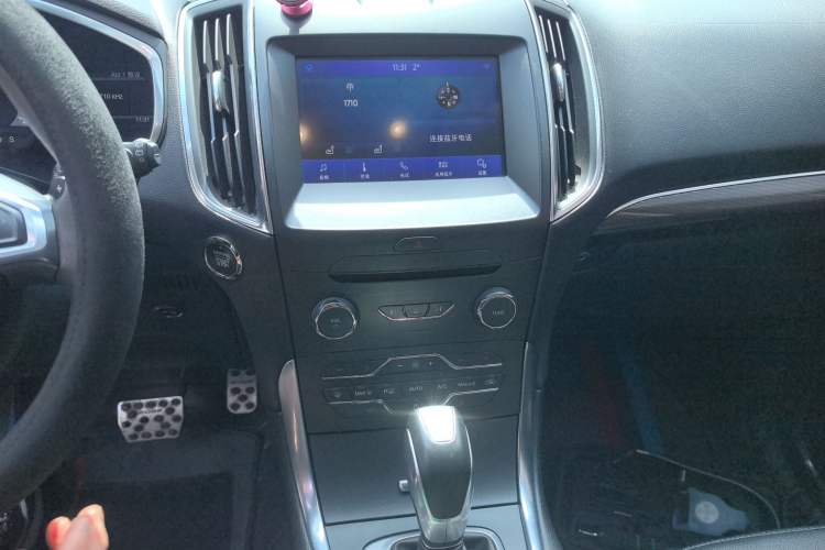 Used Ford Edge 2018 EcoBoost 245 Two-Wheel-Drive Titanium 7-Seater China VI Standard