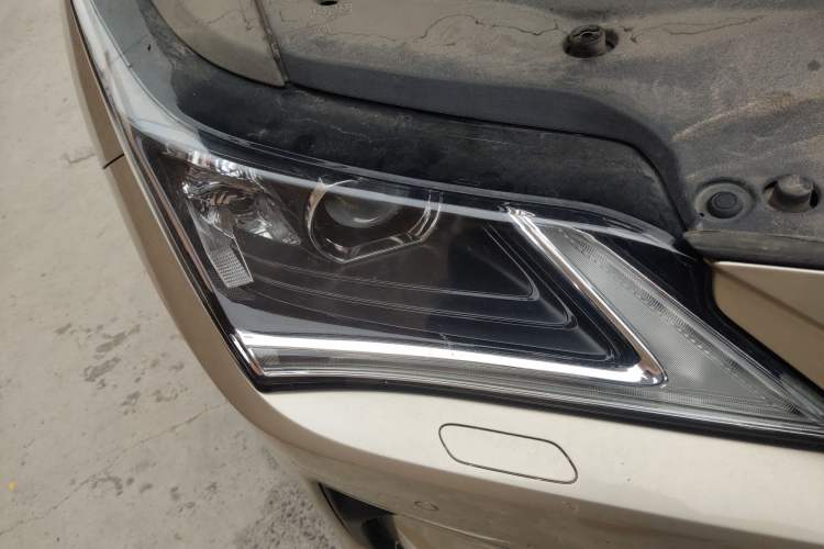 Used Lexus RX 2016 300 Two-Wheel Drive Elite Version China V Standard Right Front Headlight