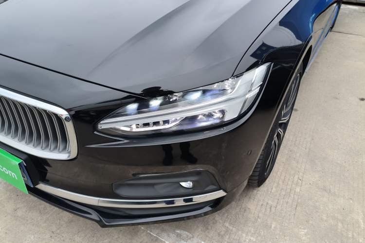 Used Volvo S90 2025 B5 Zhiya Luxury Edition