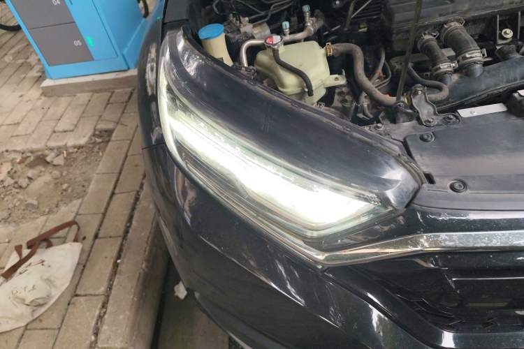 Used Honda CR-V 2021 240TURBO CVT 2WD Comfort Version Right Front Headlight