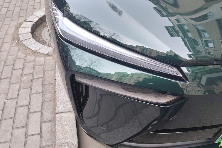 Used Wey Lanshan 2023 Two-Wheel Drive Long-Range Version Right Front Headlight