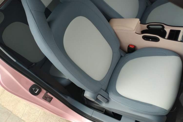 Used Bestune Pony 2025 222km Lightning Horse
