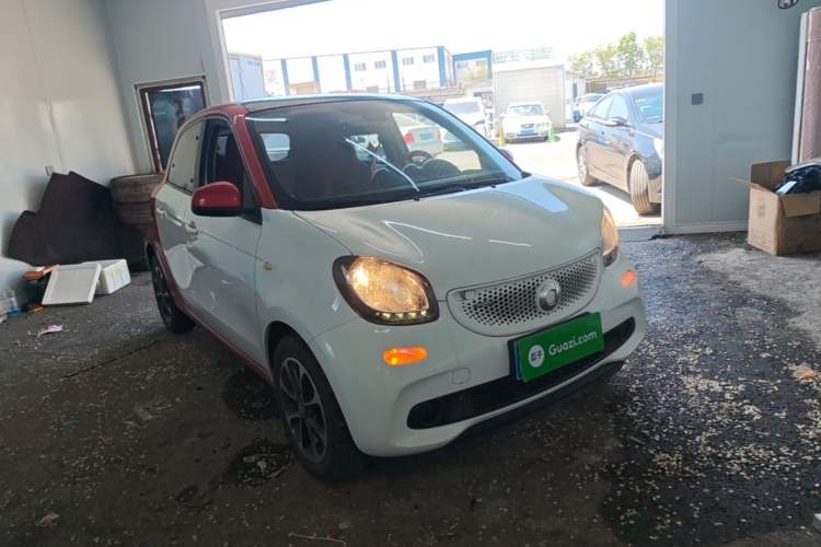 Used smart forfour 2016 1.0L 52 kW Passion Edition
