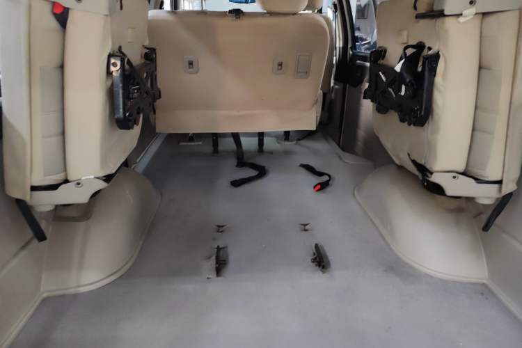 Used FORTHING Lingzhi 2019 M5L 1.6L 7-Seater Base Model China VI Standard