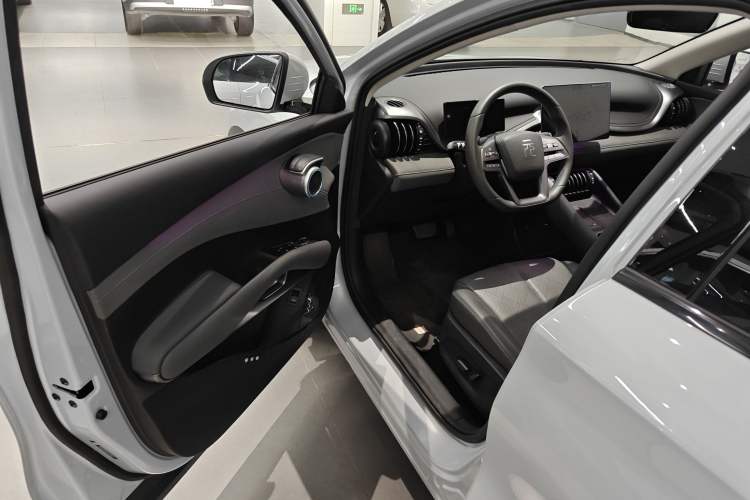 Used BYD Yuan PLUS 2025 Intelligent Driving Version 510 KM Beyond-Grade Edition
