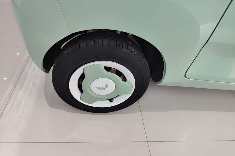 Used Wuling Hongguang MINIEV 2022 Macaron Premium Model – Lithium Iron Phosphate
