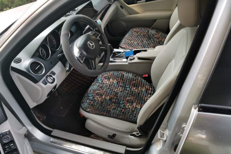 Used Mercedes-Benz C-Class 2011 C 180K Classic model
