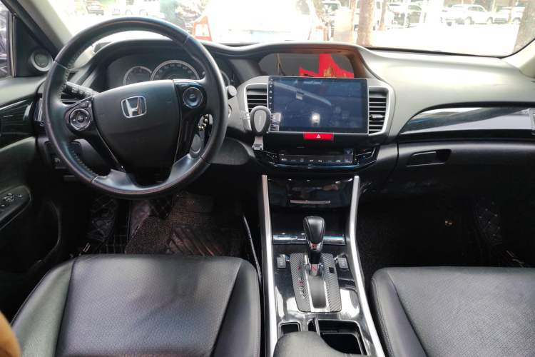 Used Honda Accord 2016 2.0L Luxury Edition