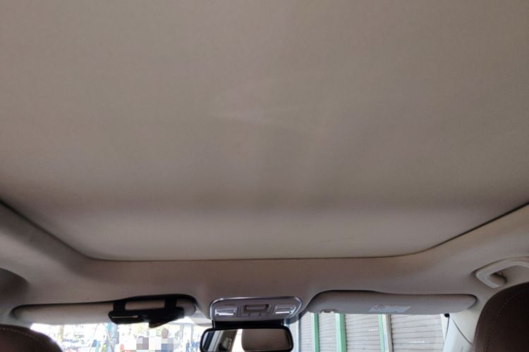 Used Geely Auto Emgrand X7 Sport 2016 1.8TD Automatic All-Wheel-Drive ZhiZun Edition Headliner