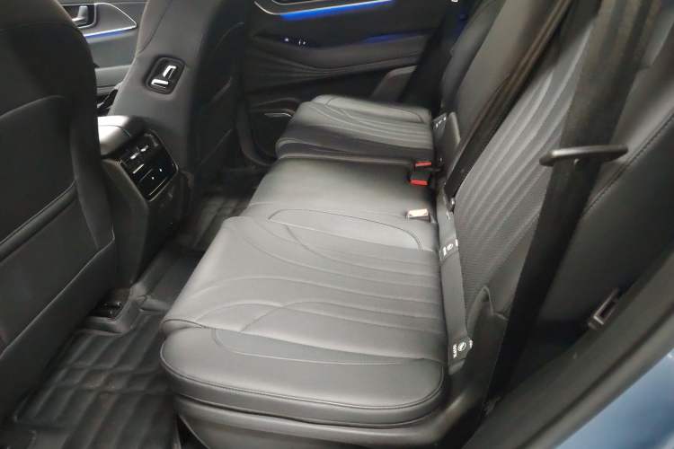 Used Chery Fengyun T9 2024 120 Long-Range Flagship Version 7 Seats Ternary Lithium Left Rear Seat